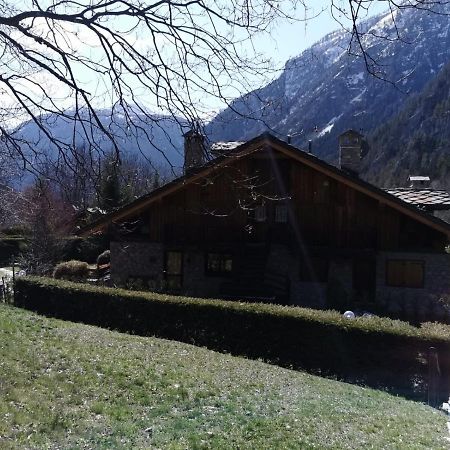 Chalet Monte Bianco Courmayeur Bagian luar foto