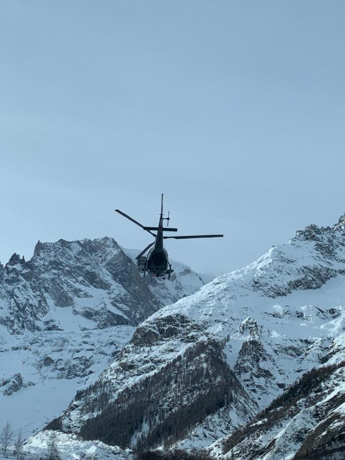 Chalet Monte Bianco Courmayeur Bagian luar foto